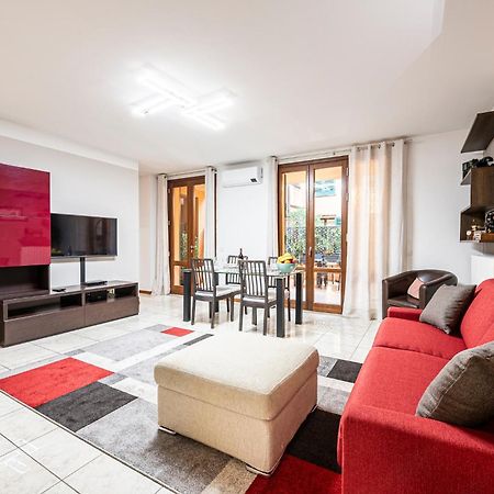 "Once Upon A Time" Cherubini Palace Thematic Apartments Free Parking Florence Exterior photo