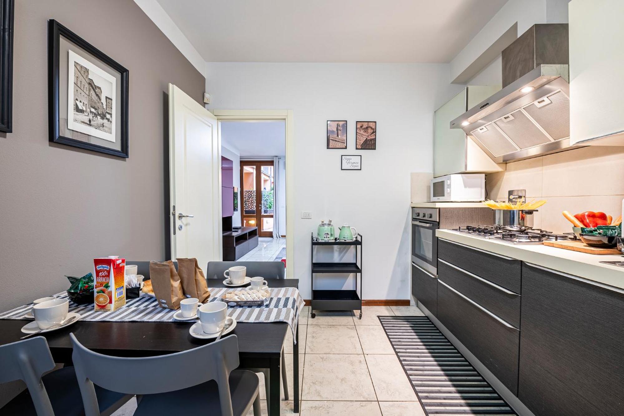 "Once Upon A Time" Cherubini Palace Thematic Apartments Free Parking Florence Exterior photo